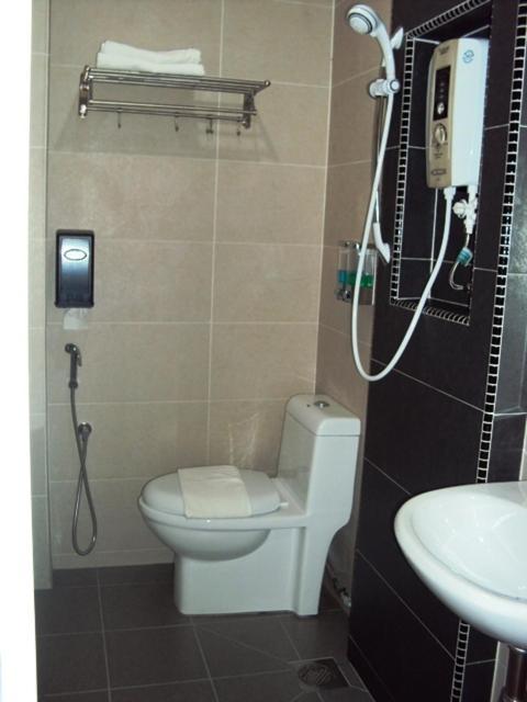 Gm City Hotel Klang Zimmer foto